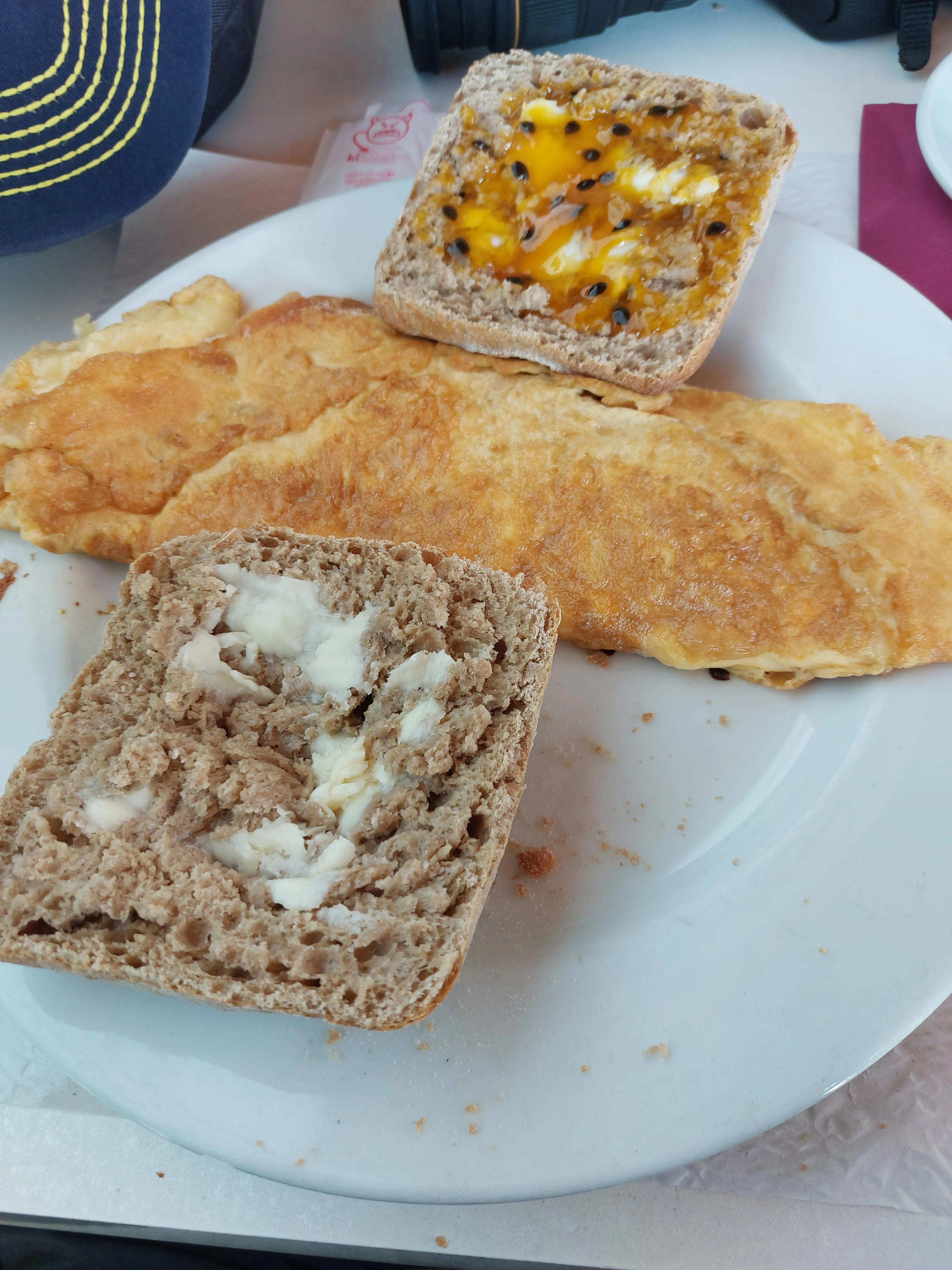 Früstück in Rates