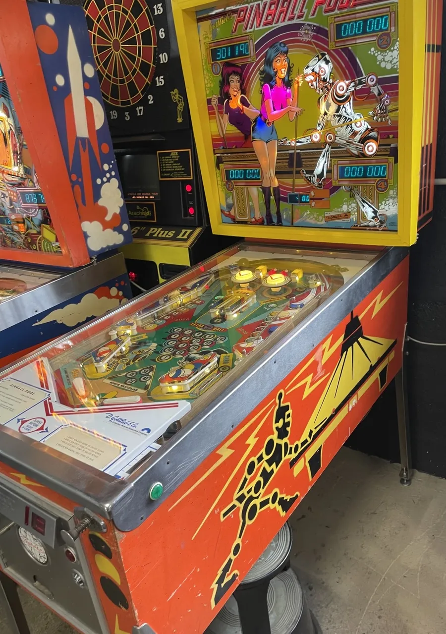 Pinball Pool, Maschine